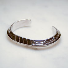 Load image into Gallery viewer, Fred Harvey Era “Navajo” Handmade Triangle Shape Bungle