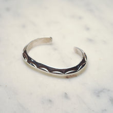 Load image into Gallery viewer, Fred Harvey Era “Navajo” Handmade Heavy Triangle Shape Bungle