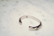 Load image into Gallery viewer, Fred Harvey Era “Navajo” Handmade Heavy Triangle Shape Bungle