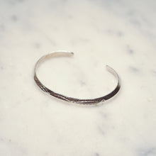 Load image into Gallery viewer, Fred Harvey Era “Navajo” Handmade Thin Triangle Shape Bungle