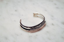 Load image into Gallery viewer, Fred Harvey Era “Navajo” Handmade Twisted Wire Bangle