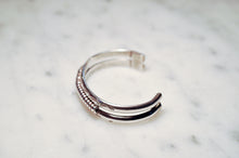 Load image into Gallery viewer, Fred Harvey Era “Navajo” Handmade Twisted Wire Bangle
