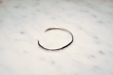 Load image into Gallery viewer, Fred Harvey Era “Navajo” Handmade Round Stamp Bangle