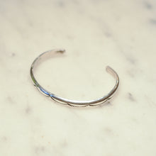 Load image into Gallery viewer, Fred Harvey Era “Navajo” Handmade Round Shape Bungle