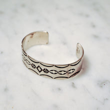 Load image into Gallery viewer, Fred Harvey Style “Navajo” Handmade Chief Stamp Bangle