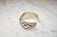 Load image into Gallery viewer, Fred Harvey Era “Navajo” Handmade Whirling Log Bungle