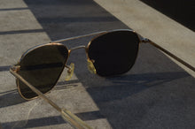 Load image into Gallery viewer, USAF 12Kgf Pilot Sunglasses