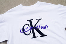 Load image into Gallery viewer, Oneita - Bootleg Calvin Klein Print T shirt