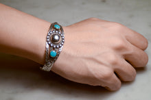 Load image into Gallery viewer, Fred Harvey Era “Navajo” Handmade round silver Bungle