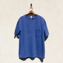 Load image into Gallery viewer, GAP - All Cotton Pocket Tee Shirt