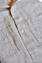 Load image into Gallery viewer, 1950&#39;s “Distinctiwely style” All Cotton Shirt
