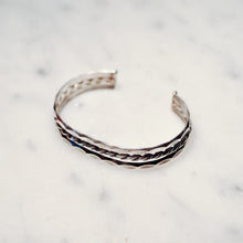 Load image into Gallery viewer, Fred Harvey Era “Navajo” Handmade Chain Wire Bangle
