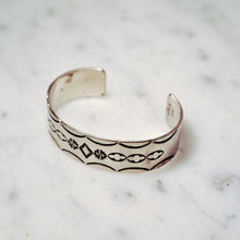 Load image into Gallery viewer, Fred Harvey Style “Navajo” Handmade Chief Stamp Bangle
