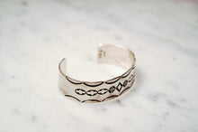 Load image into Gallery viewer, Fred Harvey Style “Navajo” Handmade Chief Stamp Bangle
