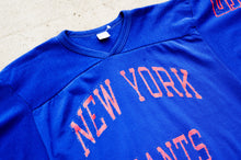 Load image into Gallery viewer, Champion - New York GIANTS  Football T shirt
