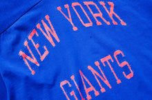 Load image into Gallery viewer, Champion - New York GIANTS  Football T shirt
