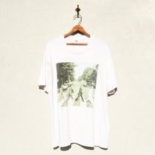 Load image into Gallery viewer, Fruit of the Loom - Beatles Abbey Road Tee Shirt
