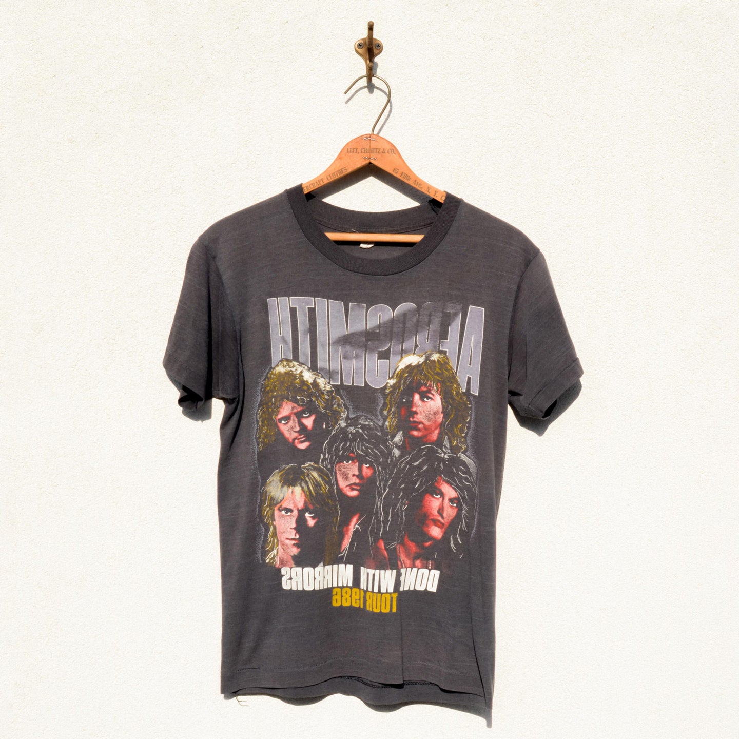 Fruit of the Loom - Aero Smith 1985 Done With Mirrors Tour Tee Shirt